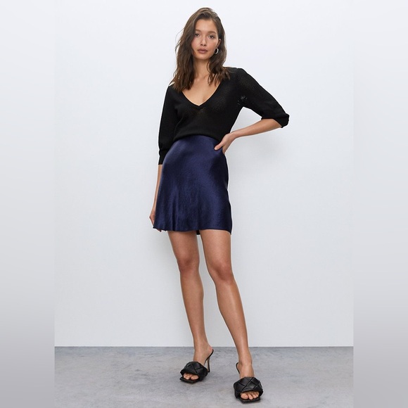 BABATON (Aritzia) Mini Slip Satin Skirt - Picture 4 of 4